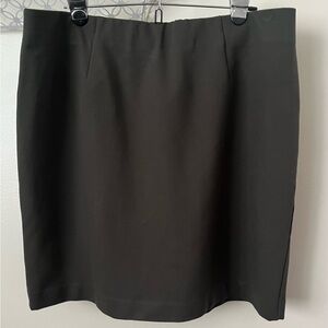 J. Jill Olive Green Stretch Skit Size Large